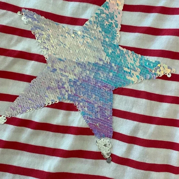 NWT gap red white stripe star flip sequin top medium new 4th of July - Picture 4 of 6